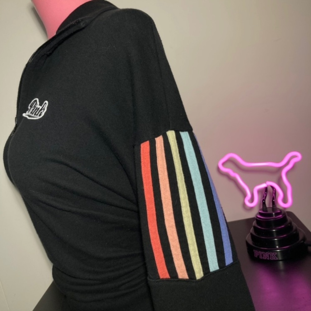 Victoria’s Secret Pink Quarter Zip Pullover Hoodie Rainbow Pride Logo Retro Y2K - Picture 3 of 15
